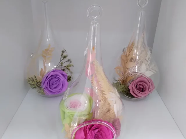 Florista D-Coração - Florista Online Porto - Decoração - Eventos - Flores - Cúpulas de rosas preservadas